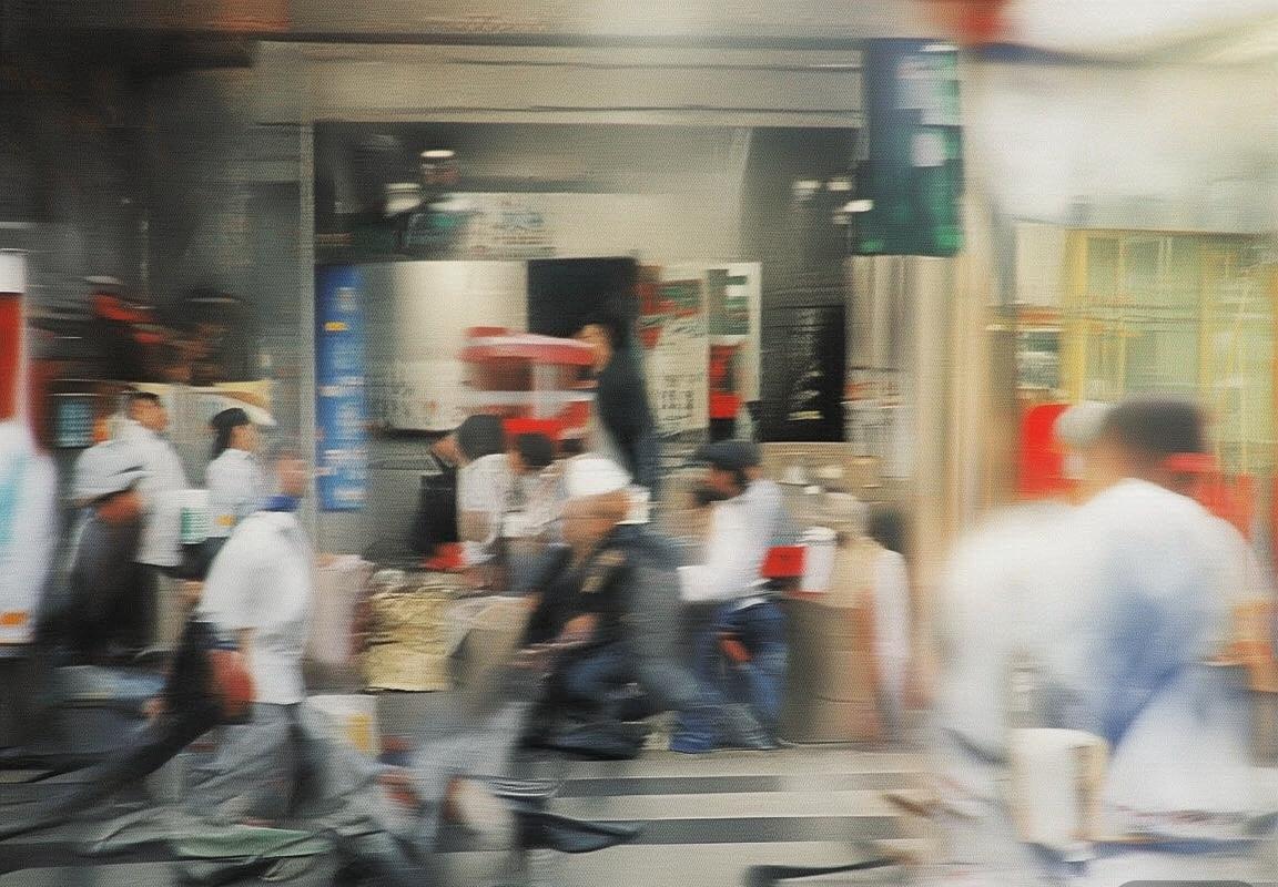 瓜迪奥拉欧冠神换人策略：战术灵活性与心理战术解析